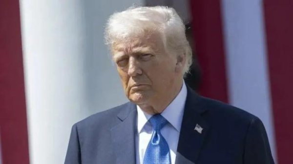 海龟网 特朗普之生死爱恨